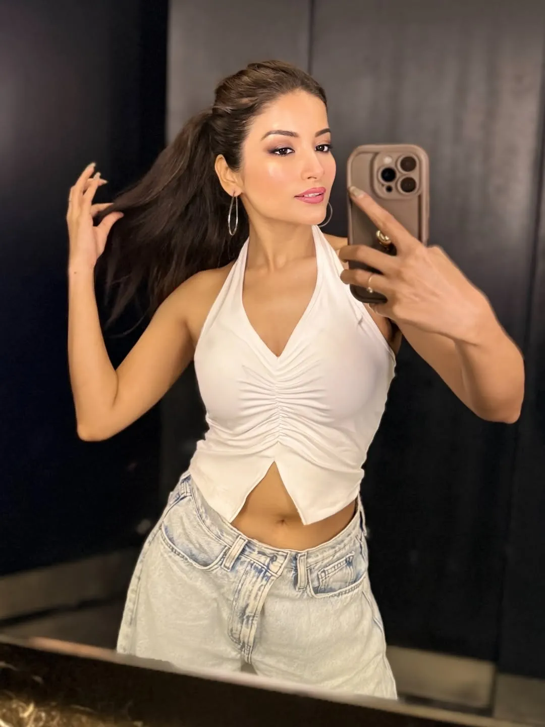 Aanya - Mumbai escort profile