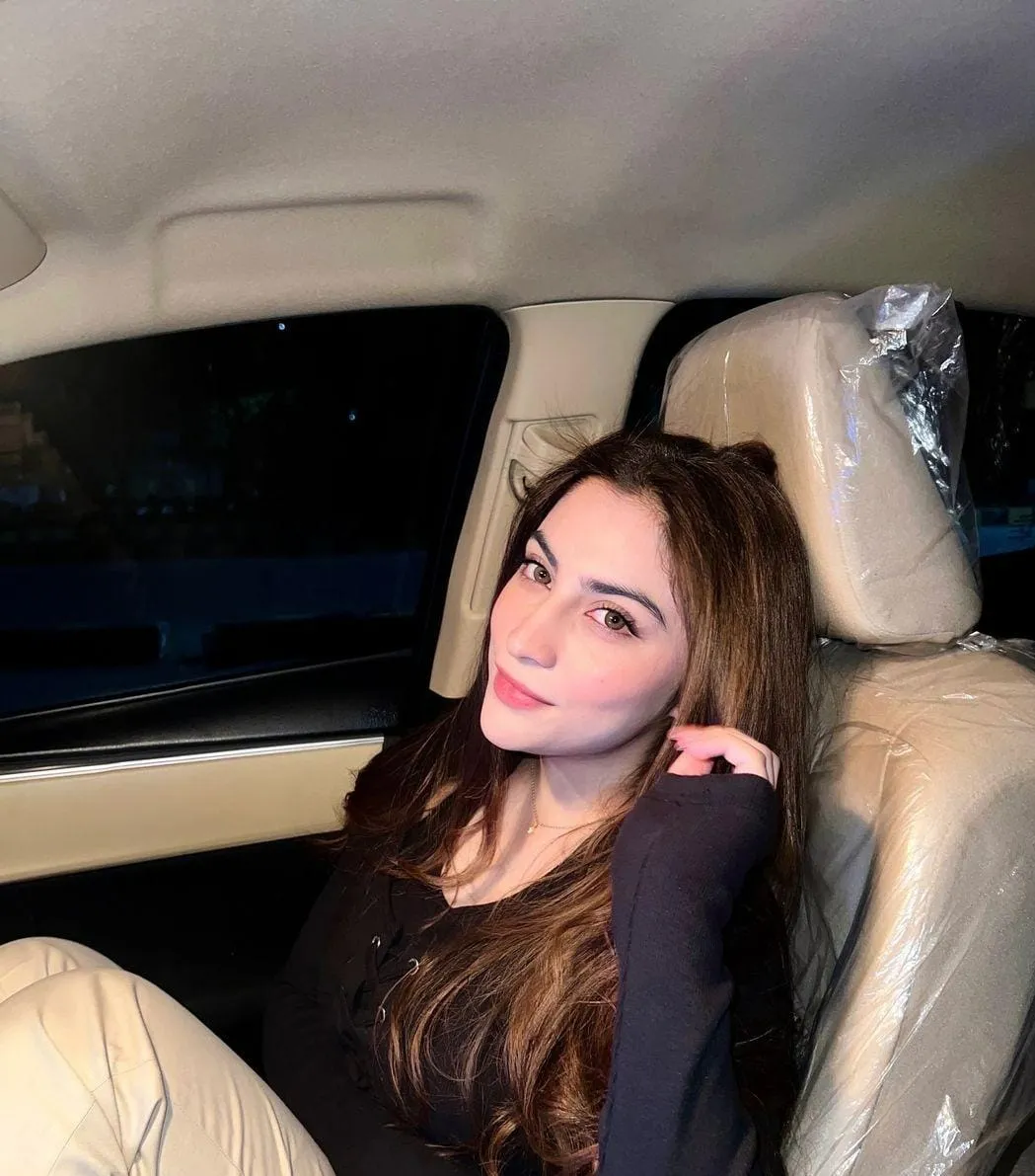 Tanvi - premium Russian escort