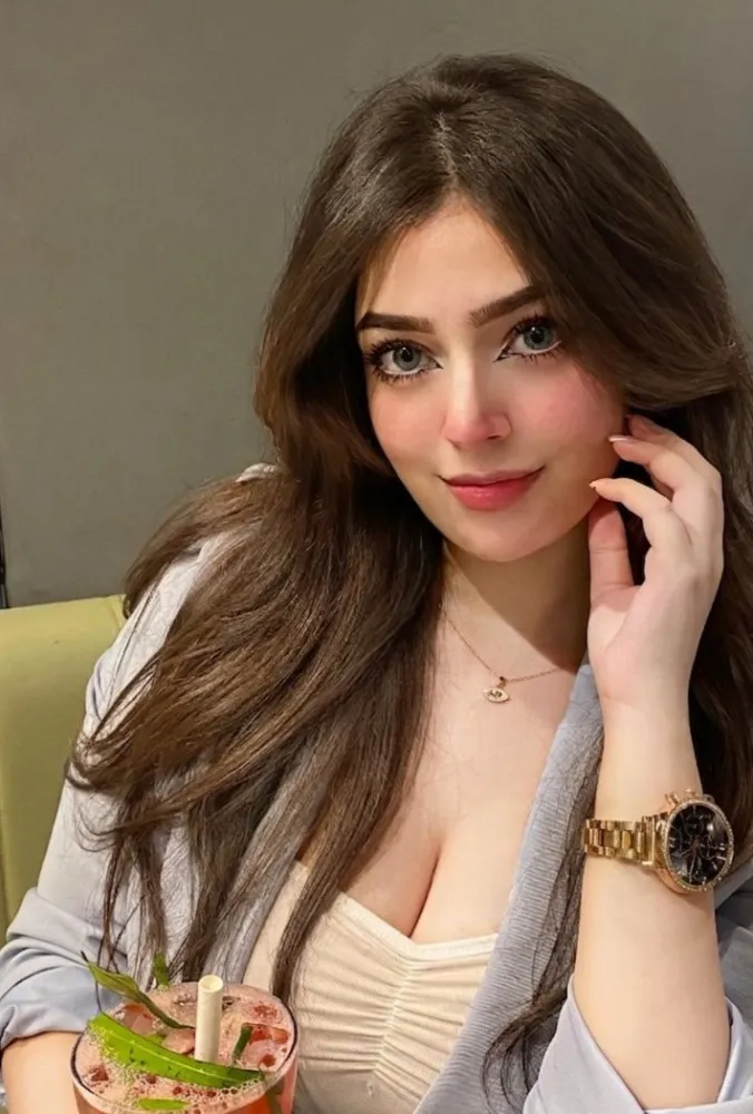 Zara - Mumbai escort profile